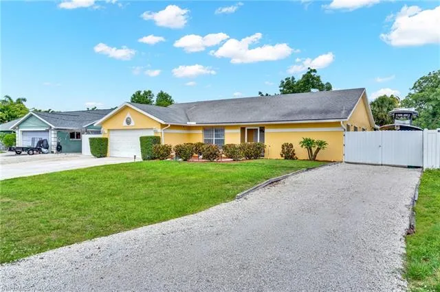 4587 25th Ct SW